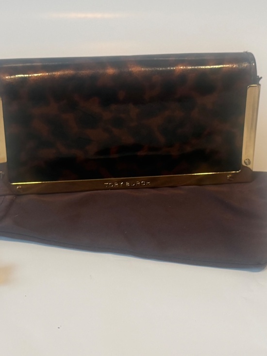 Tory Burch TY6016 Sunglasses + Case main image 8